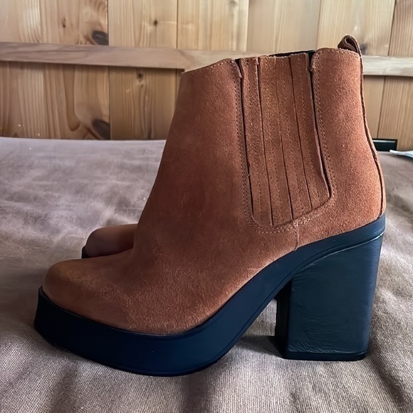 Miista Shoes - Miista Suede Ankle Boots 39